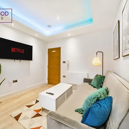 Brand New, 1 Bed 1 Bath, Modern Town Center Apartment, Netflix By Redwood Stays Aldershot Exterior photo